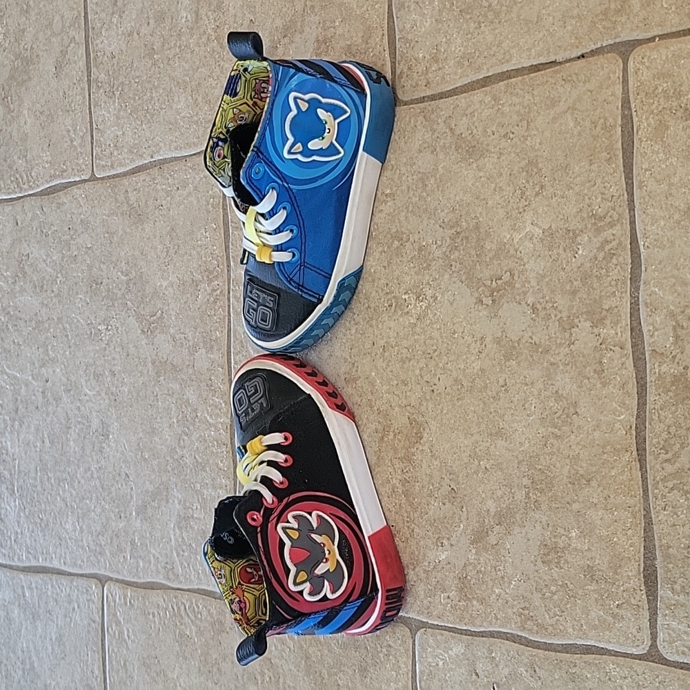 Sonic Shoes / Shadow Shoes